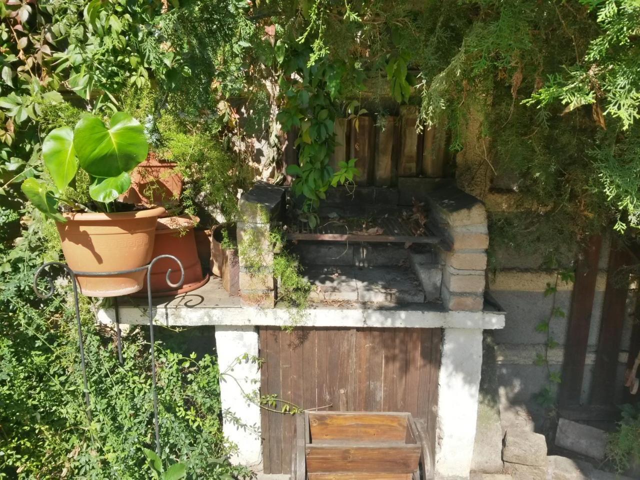 Casa Mica Guesthouse Bukares Bagian luar foto